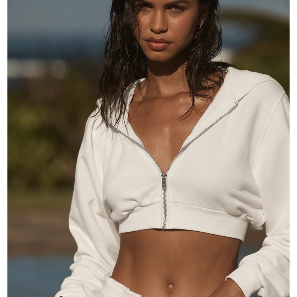 All sweet escape cropped hoodie